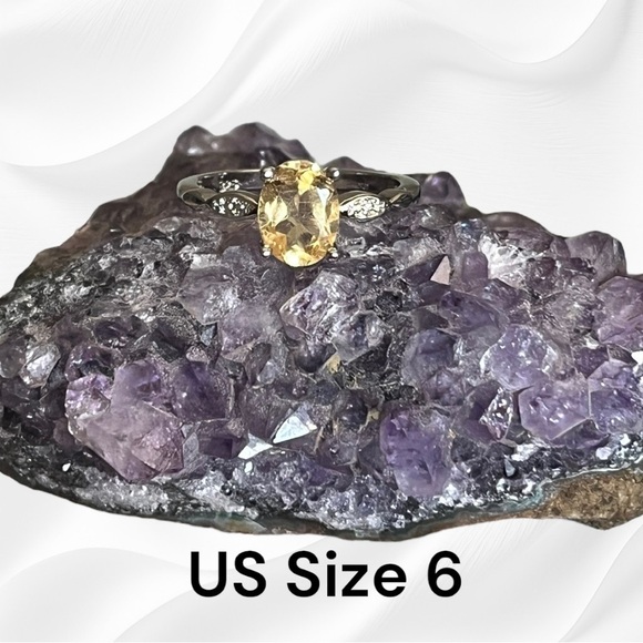 Natural Citrine Gemstone Ring - Picture 7 of 8